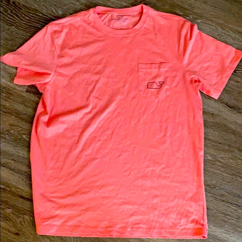 Vineyard Vines t-shirt nwot